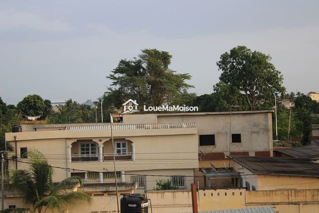 Appartement sous les cocotiers à Bè Klikamé