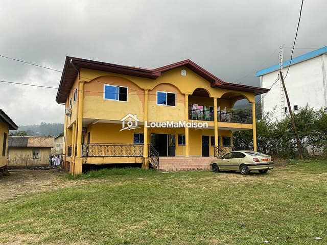 Villa familiale à Bastos