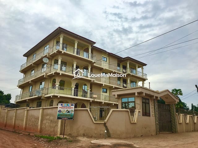 Appartement 2 chambres avec balcon à Zogona