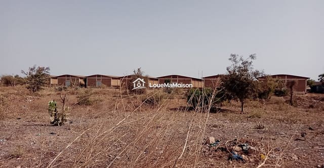 Terrain de 600 m² près du pôle urbain de Diamniadio