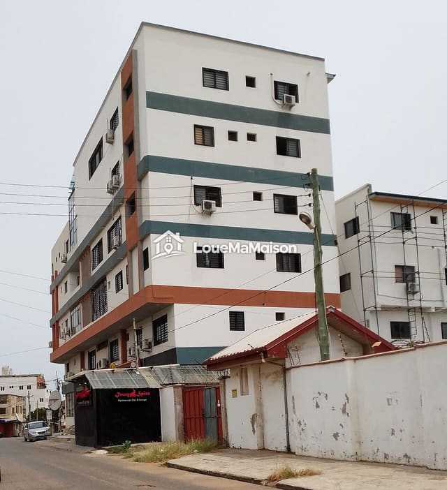 Appartement climatisé dans un immeuble neuf à Lafiabougou